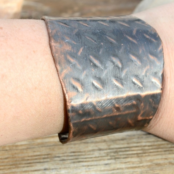 Solid Copper Armor Industrial Cuff Bracelet Unisex Gladiator Patina Spartan - Picture 7 of 7